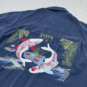 Bamboo Cay Koi Embroidered Fish Shirt Mens Medium Blue Short Sleeve Button Up